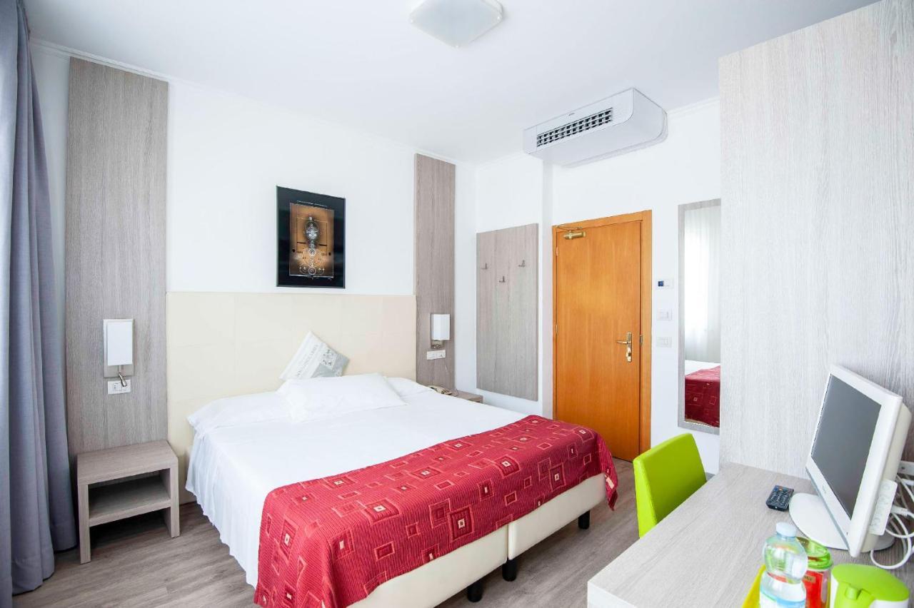 Hotel Venezia Riva del Garda Eksteriør billede