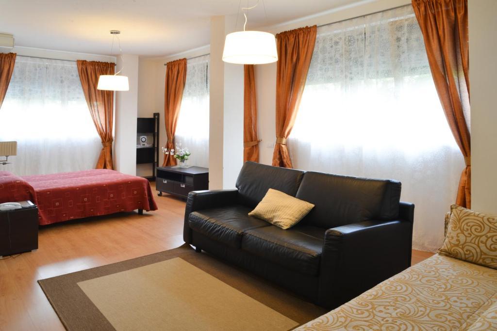 Hotel Venezia Riva del Garda Værelse billede